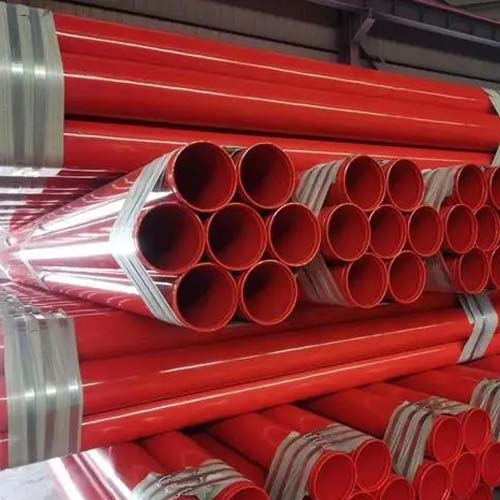 枣庄涂塑钢管的摩擦阻力小的原因除了塑料涂层的表面光滑度外，还包括以下几个方面